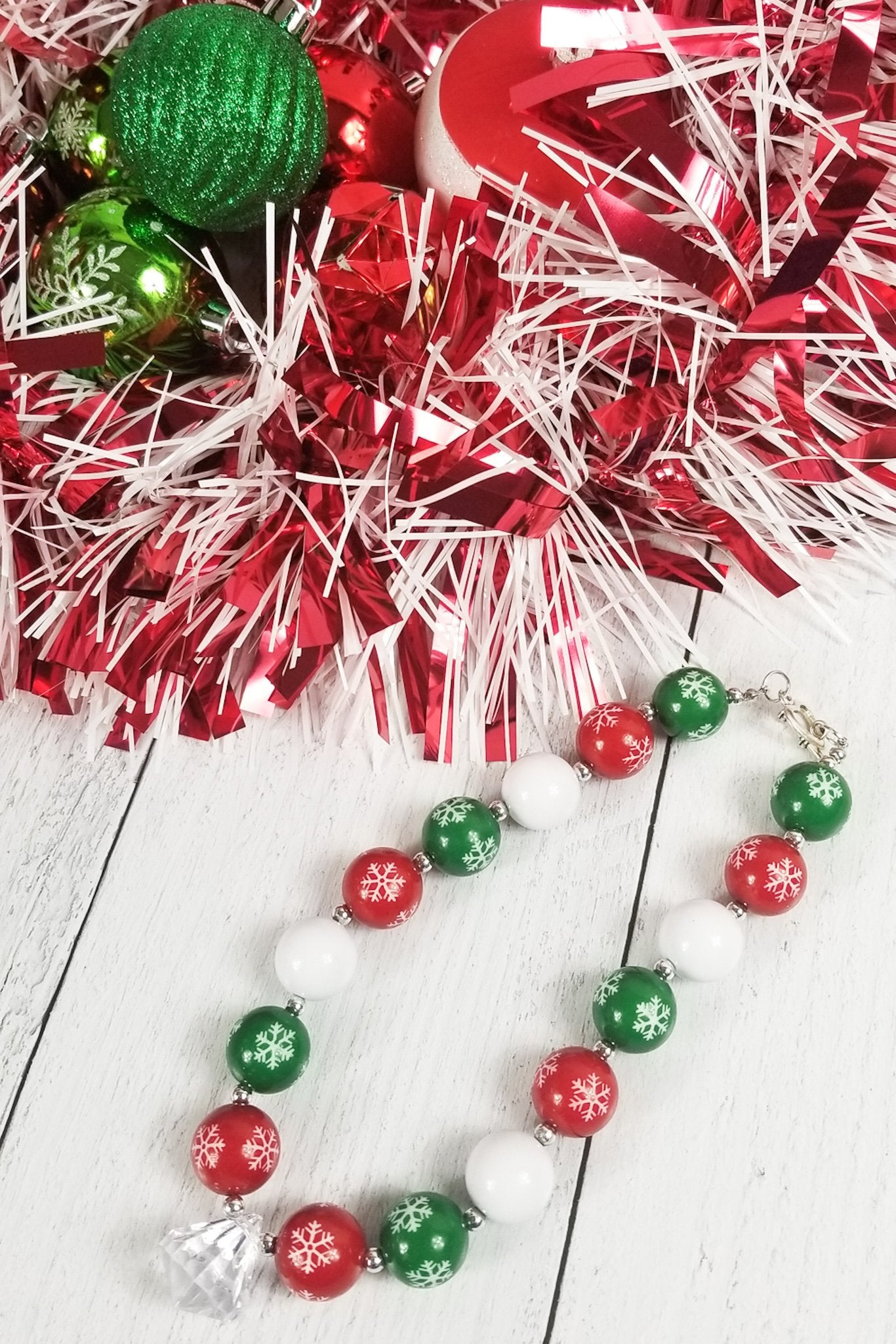 Holiday Bubblegum Necklace - Snowflakes & Clear Gem [PREORDER]