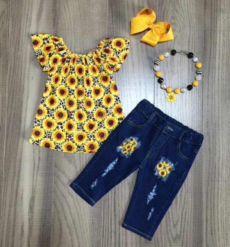 Sunflower Jean Outfit