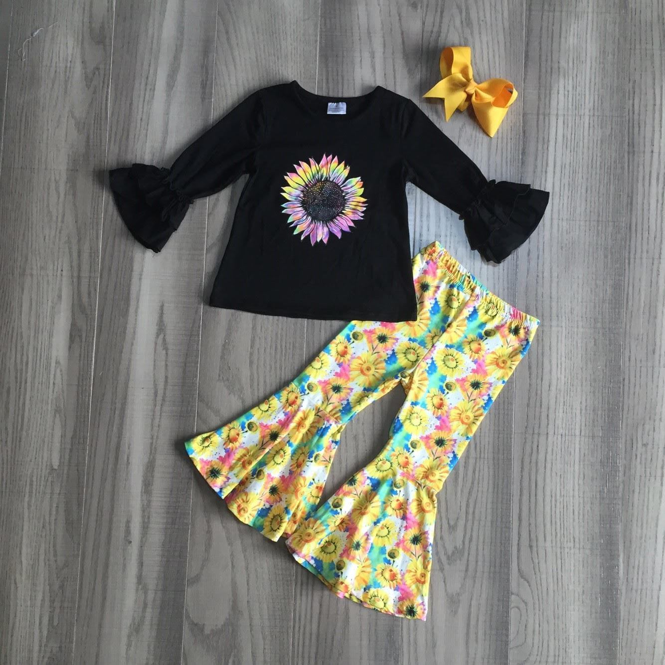 [PREORDER] Psychadelic Sunflower Ruffle Sleeve Bell Bottom Outfit